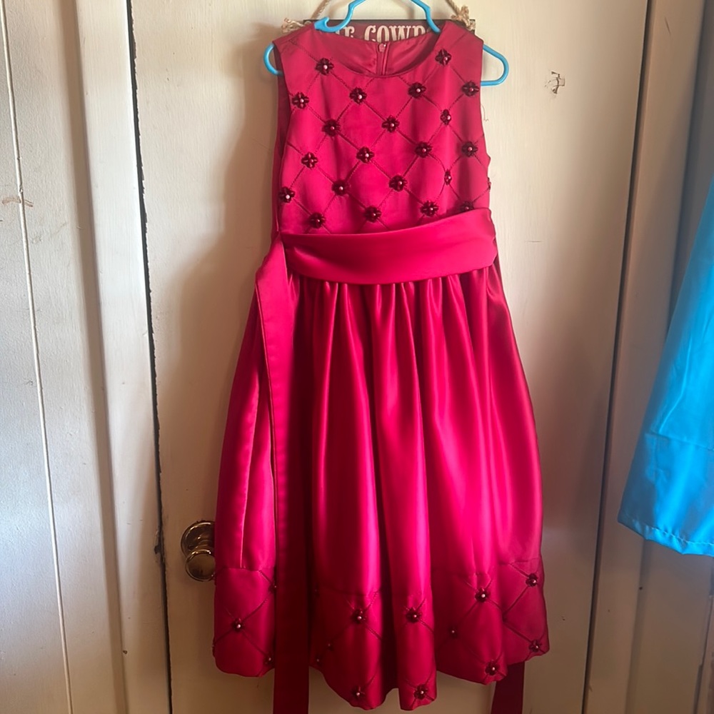 Little girl pretty red dress